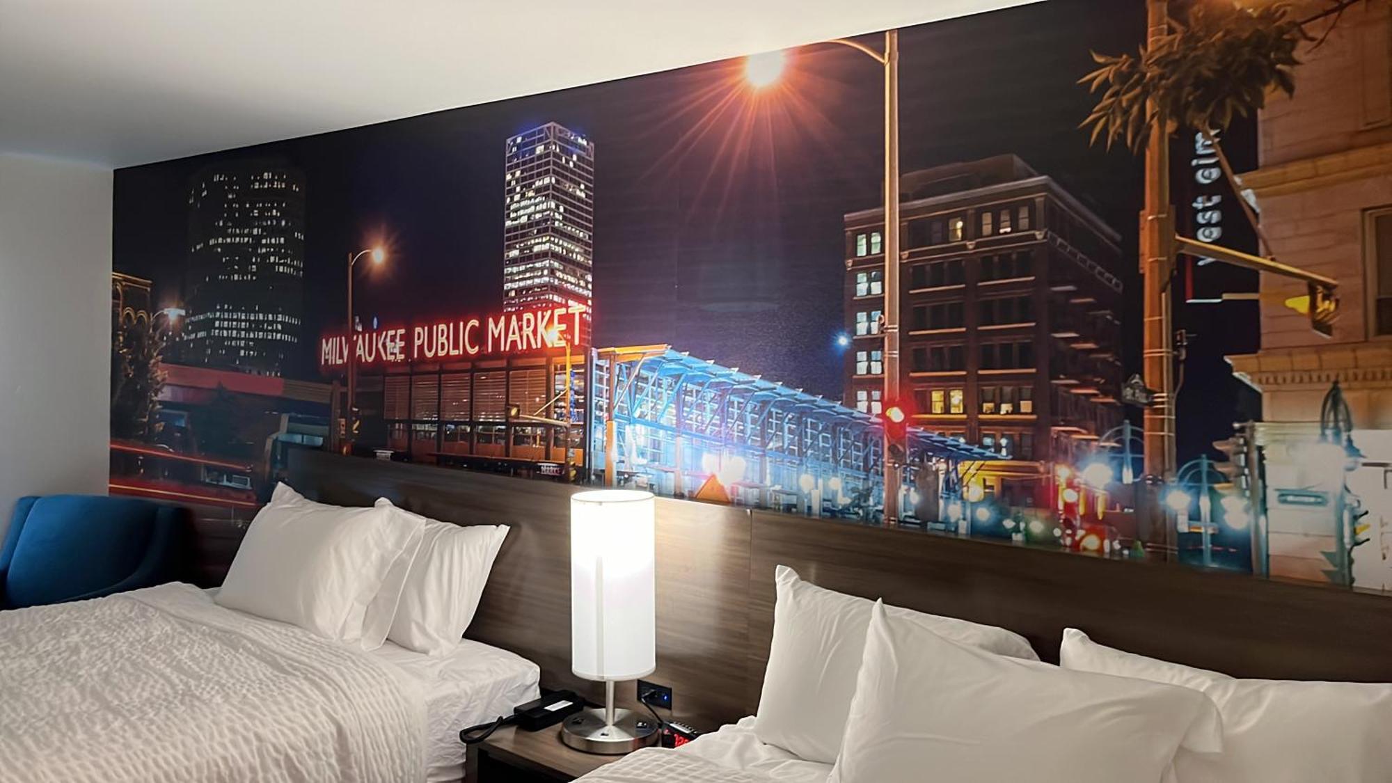 Clarion Pointe Hotel Milwaukee Eksteriør billede