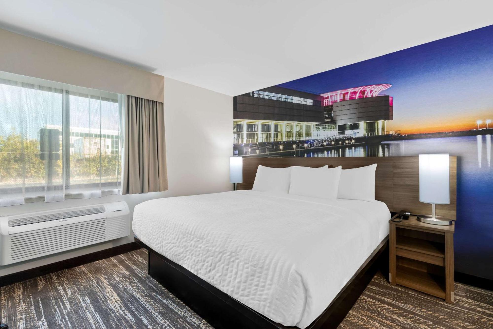 Clarion Pointe Hotel Milwaukee Eksteriør billede