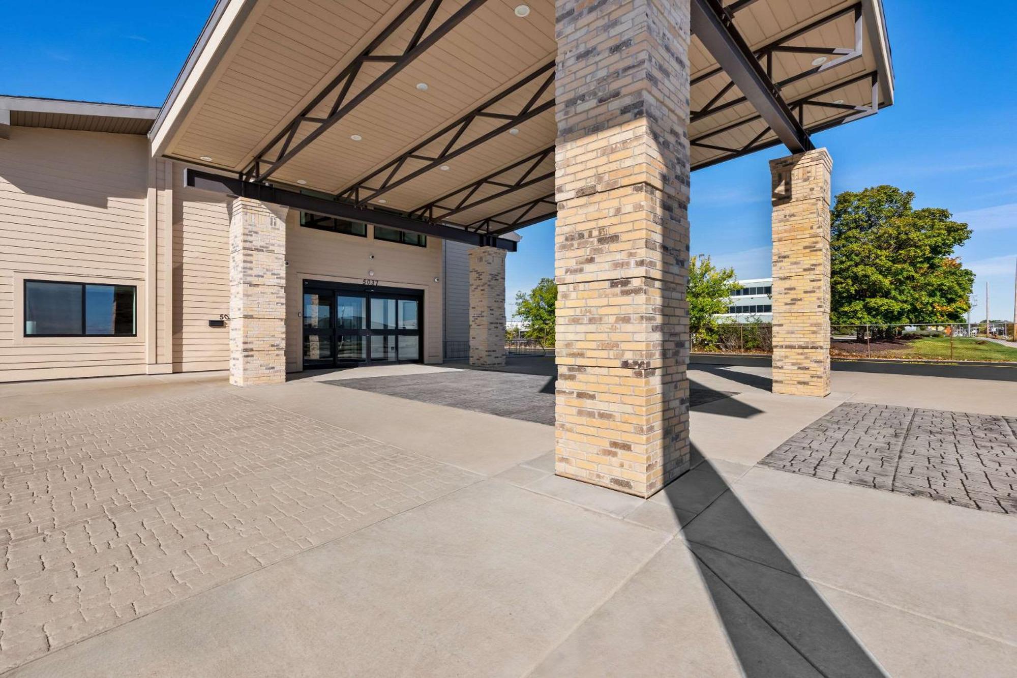 Clarion Pointe Hotel Milwaukee Eksteriør billede