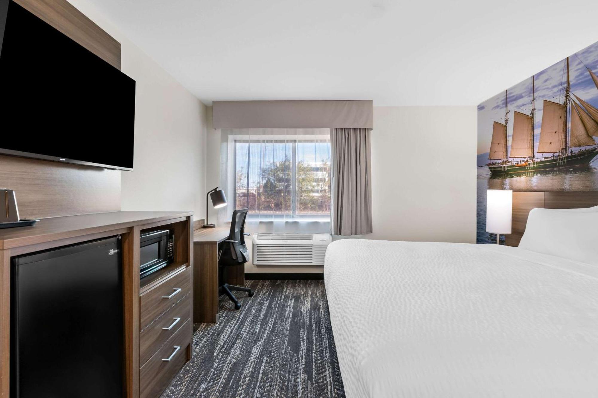 Clarion Pointe Hotel Milwaukee Eksteriør billede